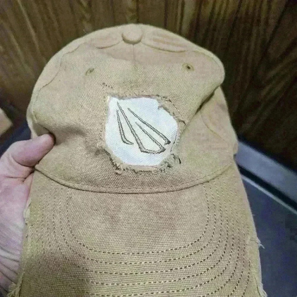 Powercap khaki distressed lighted ball cap - Picture 3 of 11